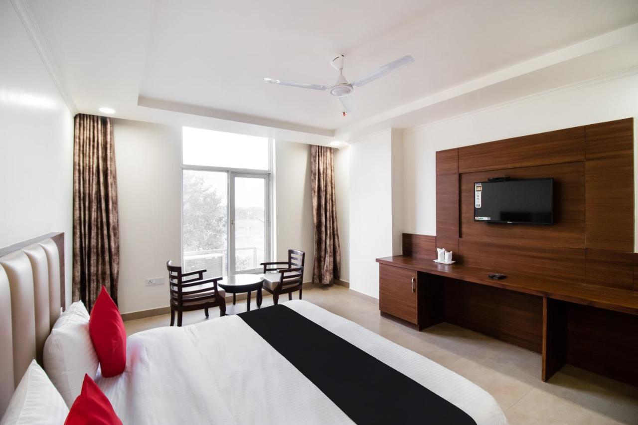 Hotel Grand 81 Faridabad Exterior foto